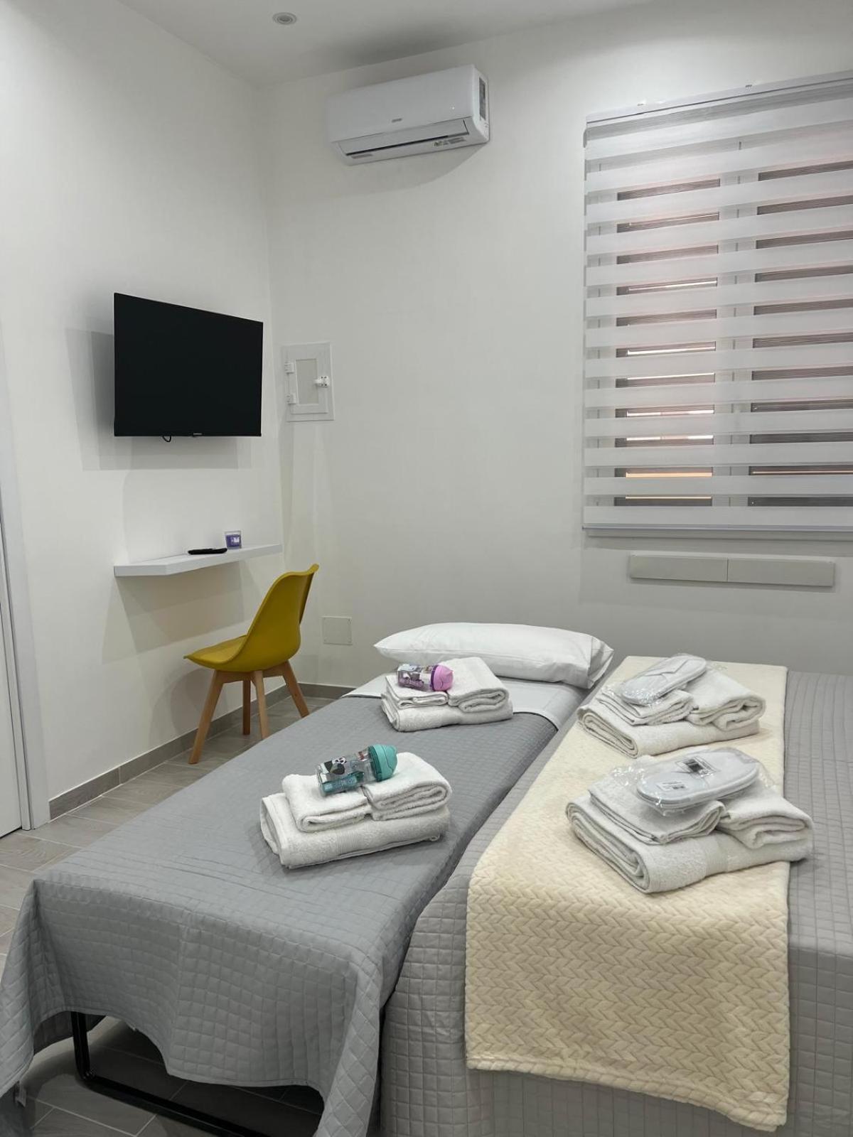 Siciliansun Hotel Palermo Bagian luar foto